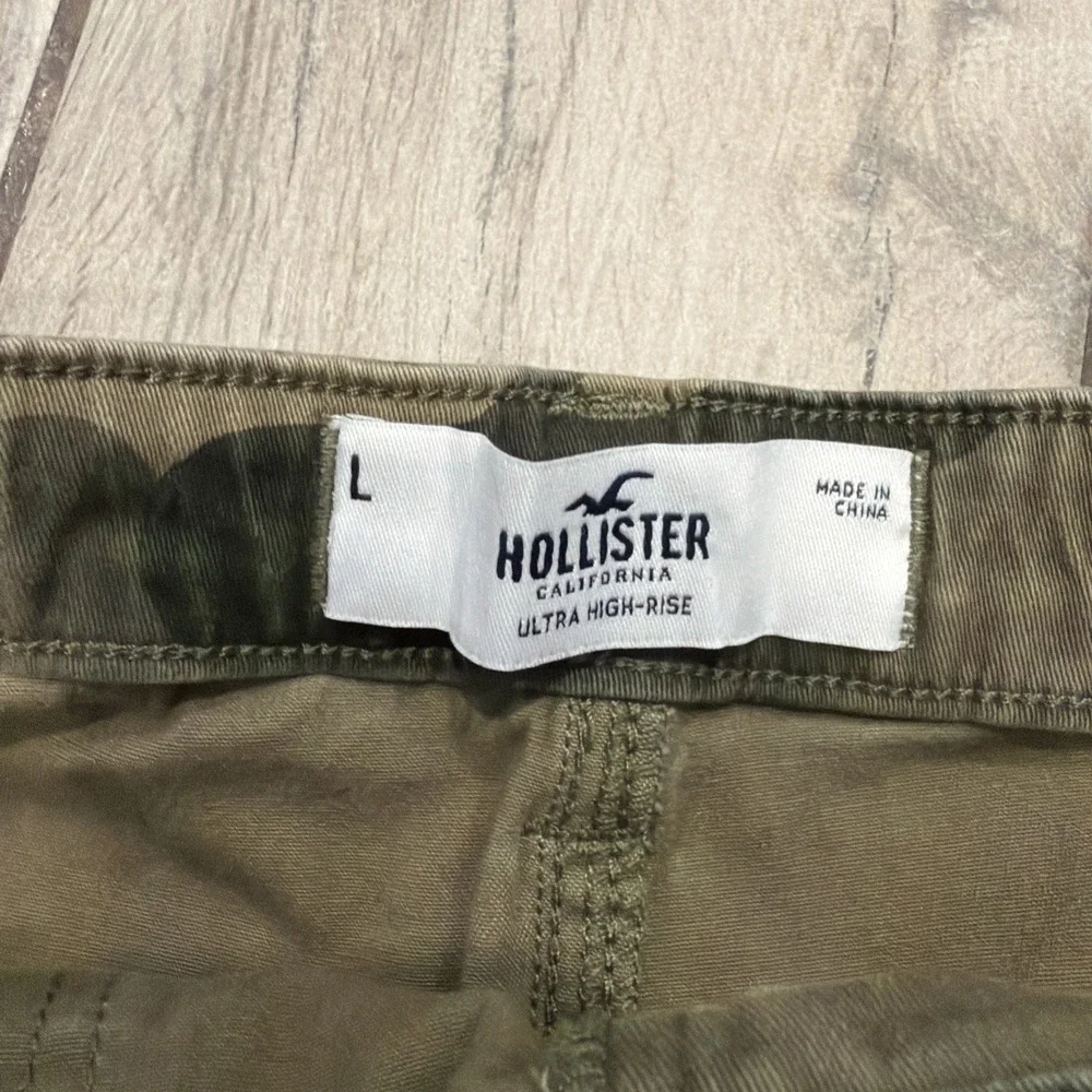 Hollister Shorts Women's Sz Large Ultra High Rise Pockets Camouflage Cotton